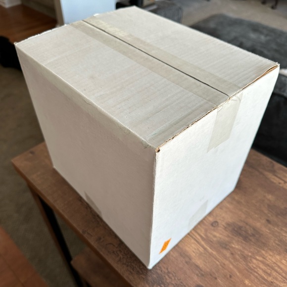 Box of 24 Cookbooks - Picture 3 of 3